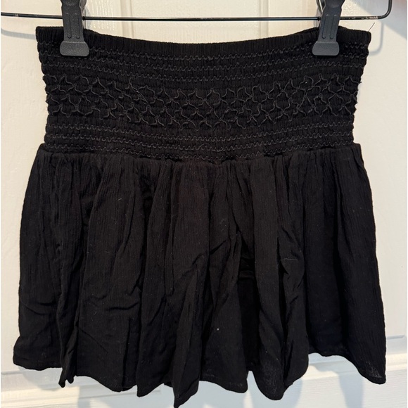 Forever 21 Dresses & Skirts - Forever 21 Black Mini Skirt Size S
